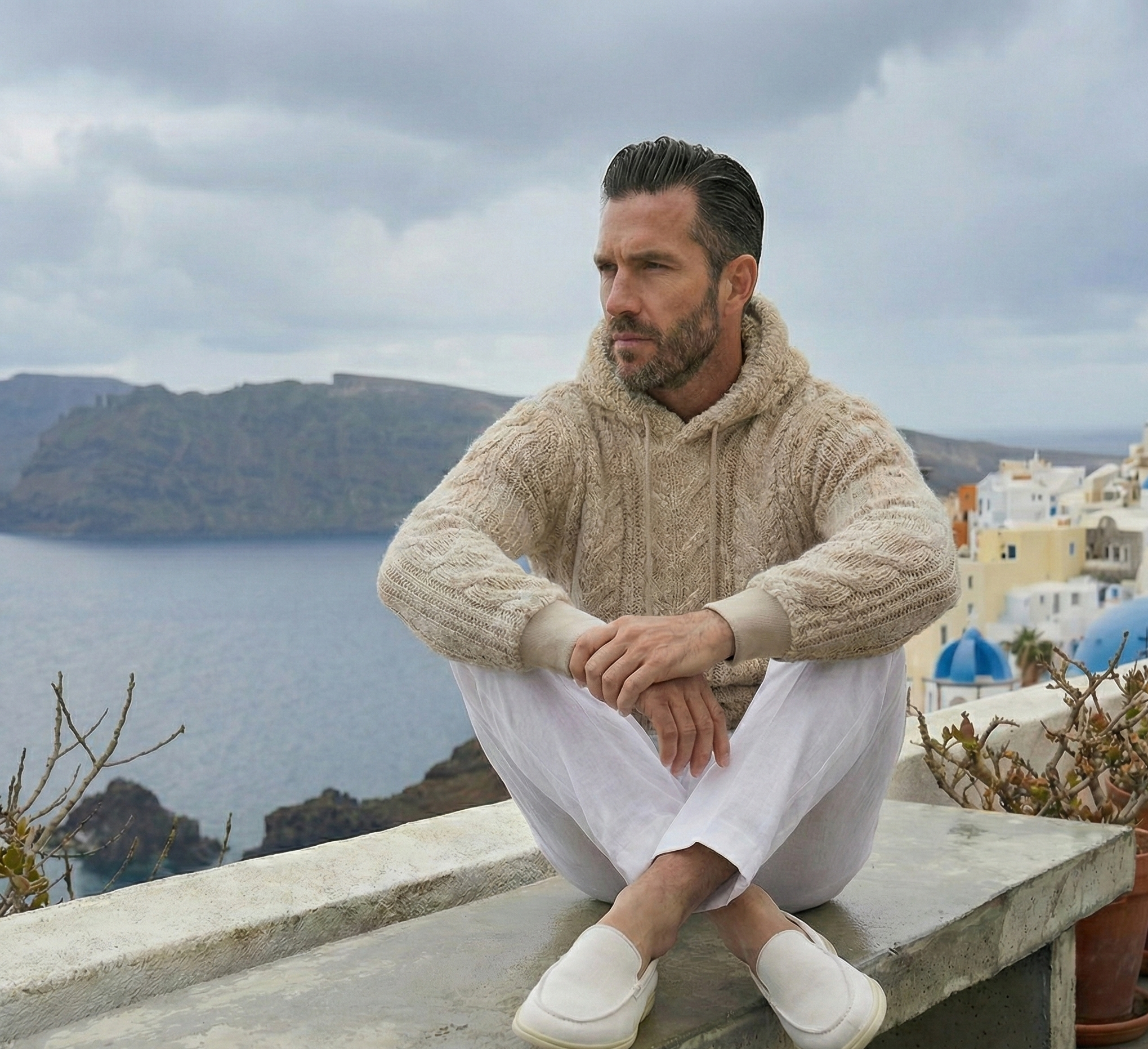 Velvet hooded Zyoralux